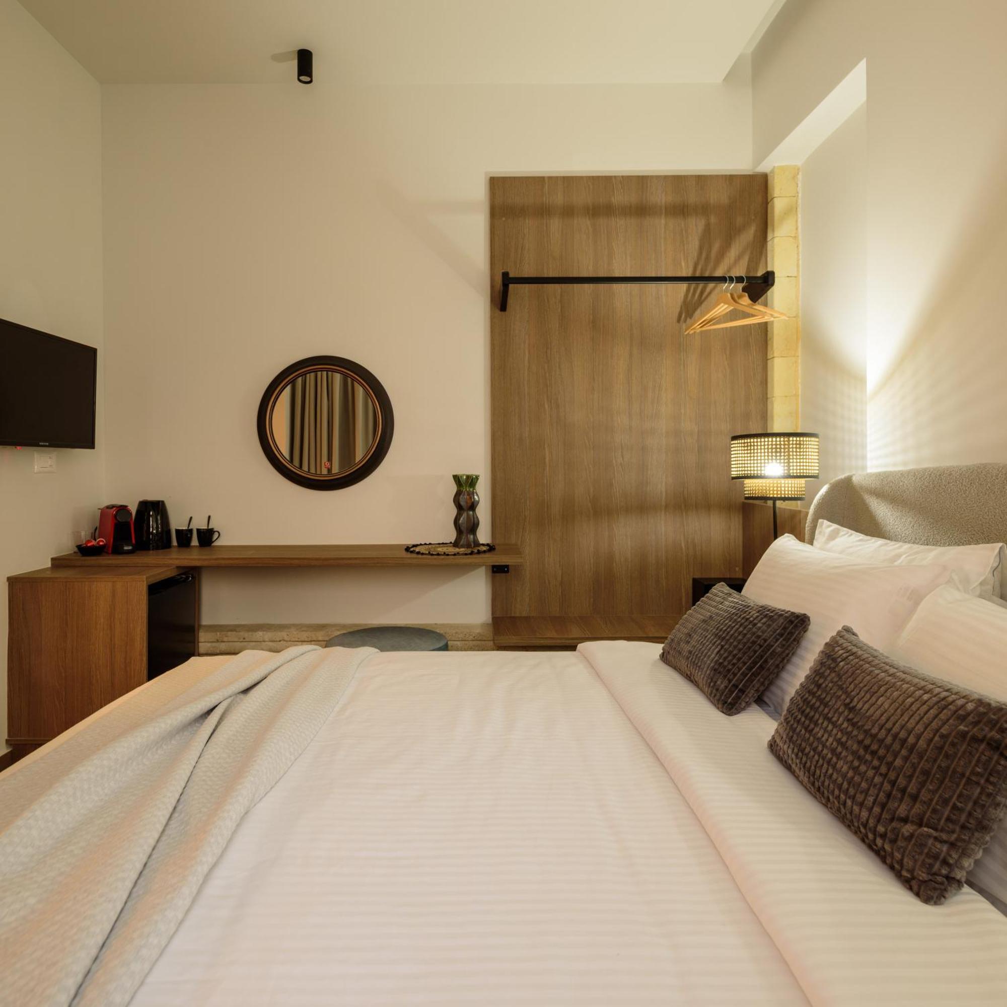 Arthur Suites In Old Town Rhodes City Exterior photo